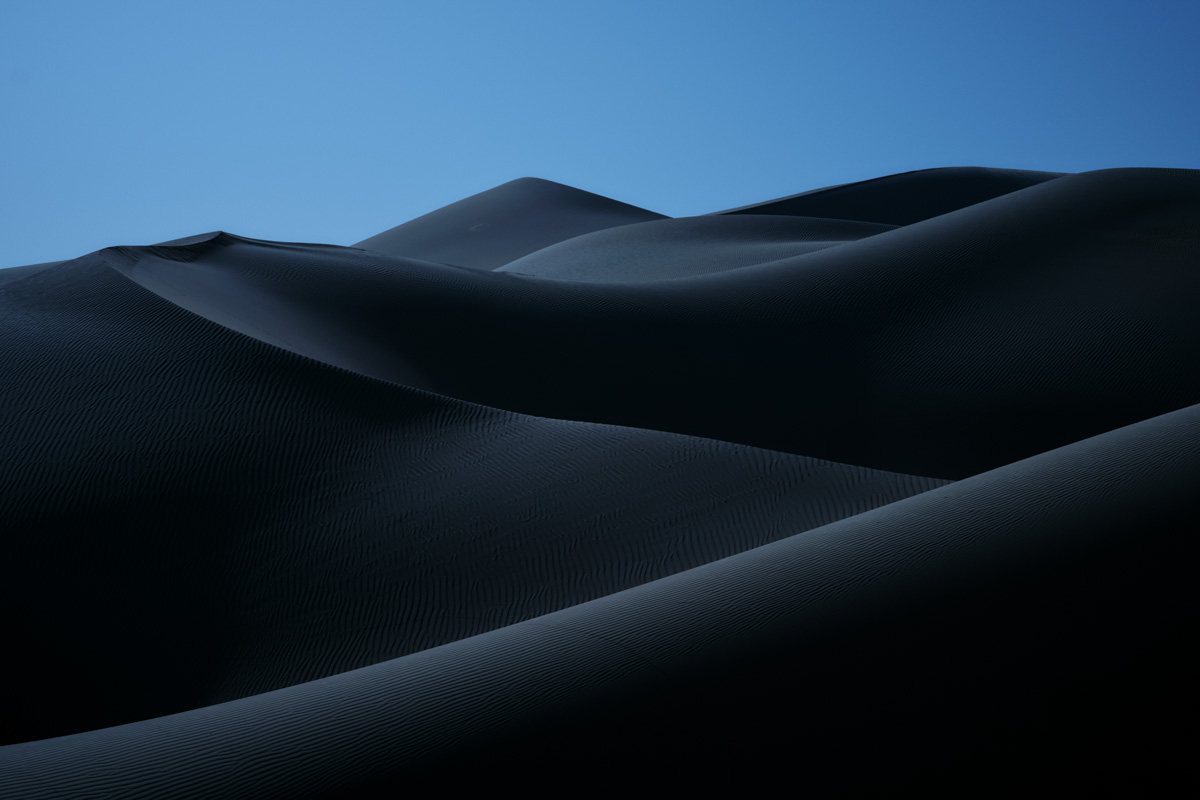 Dunes No. 10, fine art photograph by Florian W. Mueller